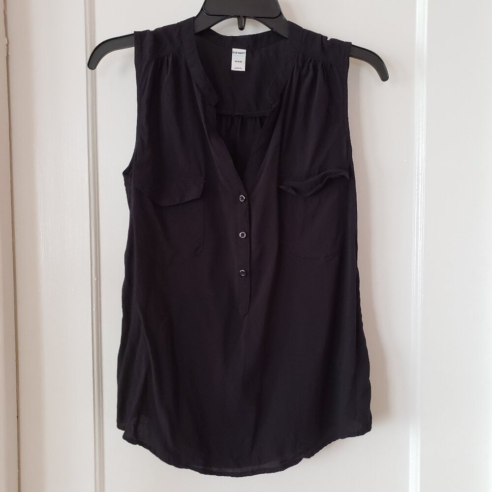 Old Navy Black Sleeveless Henley Blouse Top Size M